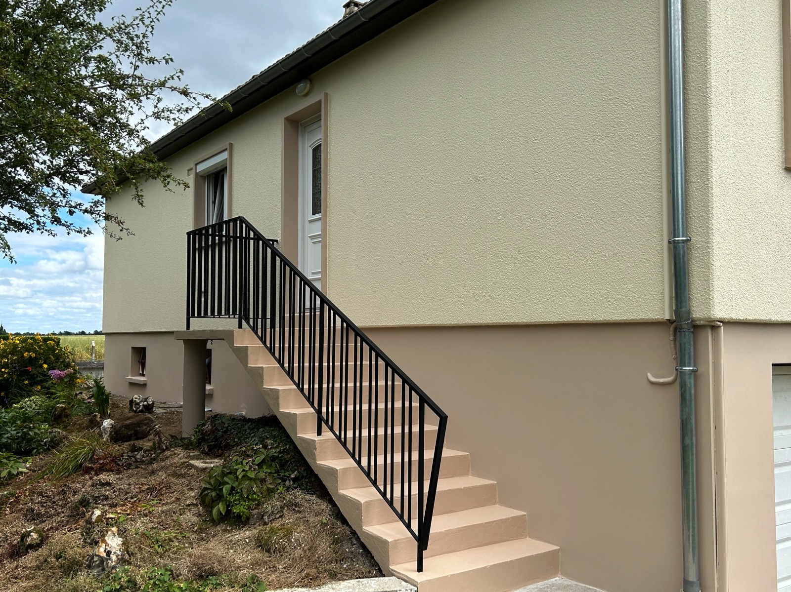 Rénovation des murs extérieurs d’une maison au neubourg en Normandie dans le 27
