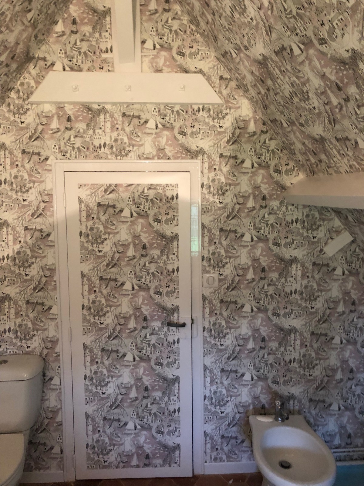 Entreprise pour la pose de papier peint à deauville proche de lisieux 14