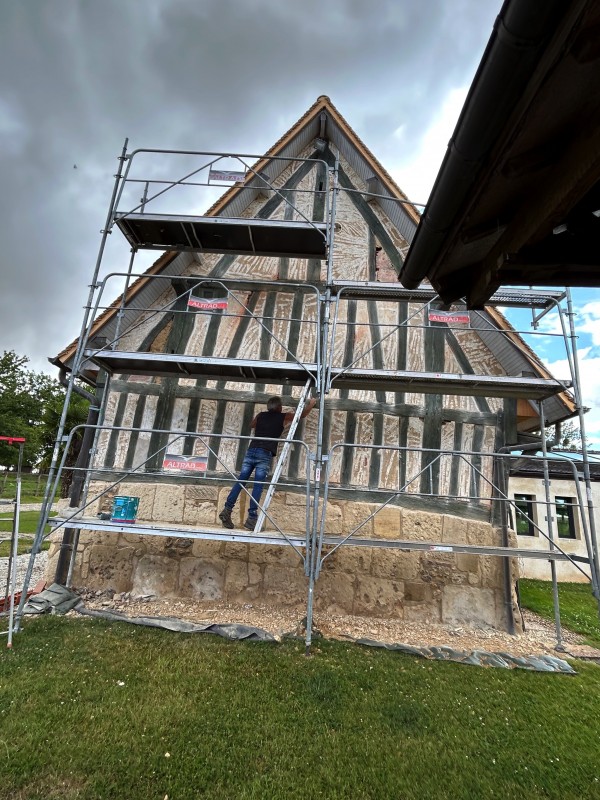 Rénovation exterieur d’une longere au neubourg en Normandie dans le 27