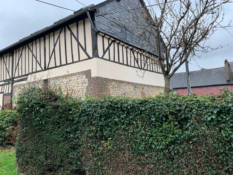 Rénovation d'une façades de maison en colombage à brionne en Normandie dans le 27