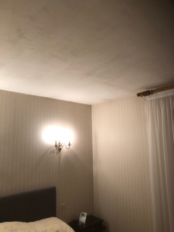 Entreprise de toile tendue à brionne pour la rénovation d’une chambre à calleville proche le Neubourg en Normandie