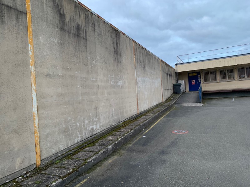Entreprise de peinture pour peindre une façade à deauville proche de pont l’évêque 14