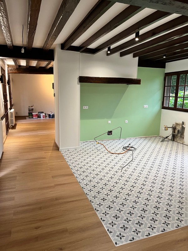 Rénover un sol ancien dans une maison normande à Bernay proche de Evreux en Normandie dans le 27