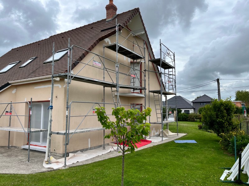 Rénovation d’une façade fissurer à Bourgteroulde proche de brionne dans l’Eure 27