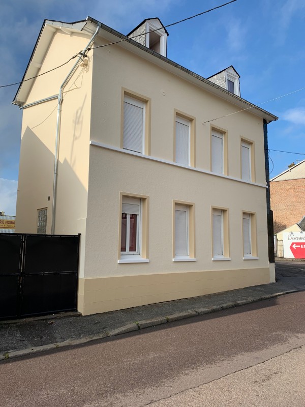 Entreprise pour la rénovation d’un ravalement de façade à brionne en normandie